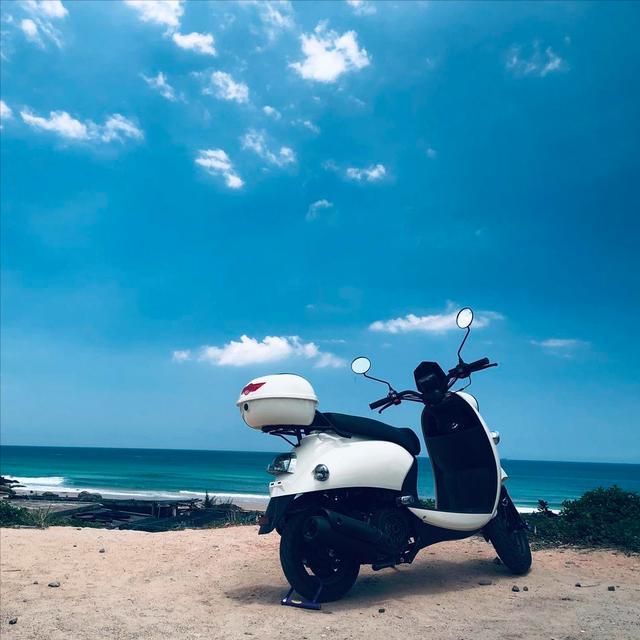 发现个怪事没？雅迪爱玛越卖越贵，台铃绿源反而越卖越好了。

前几天有个兄弟私信我