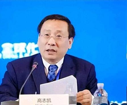 39 万亿美债悬在头顶，光利息一天就吞掉近3亿美元，高志凯 5 月 27 日在深