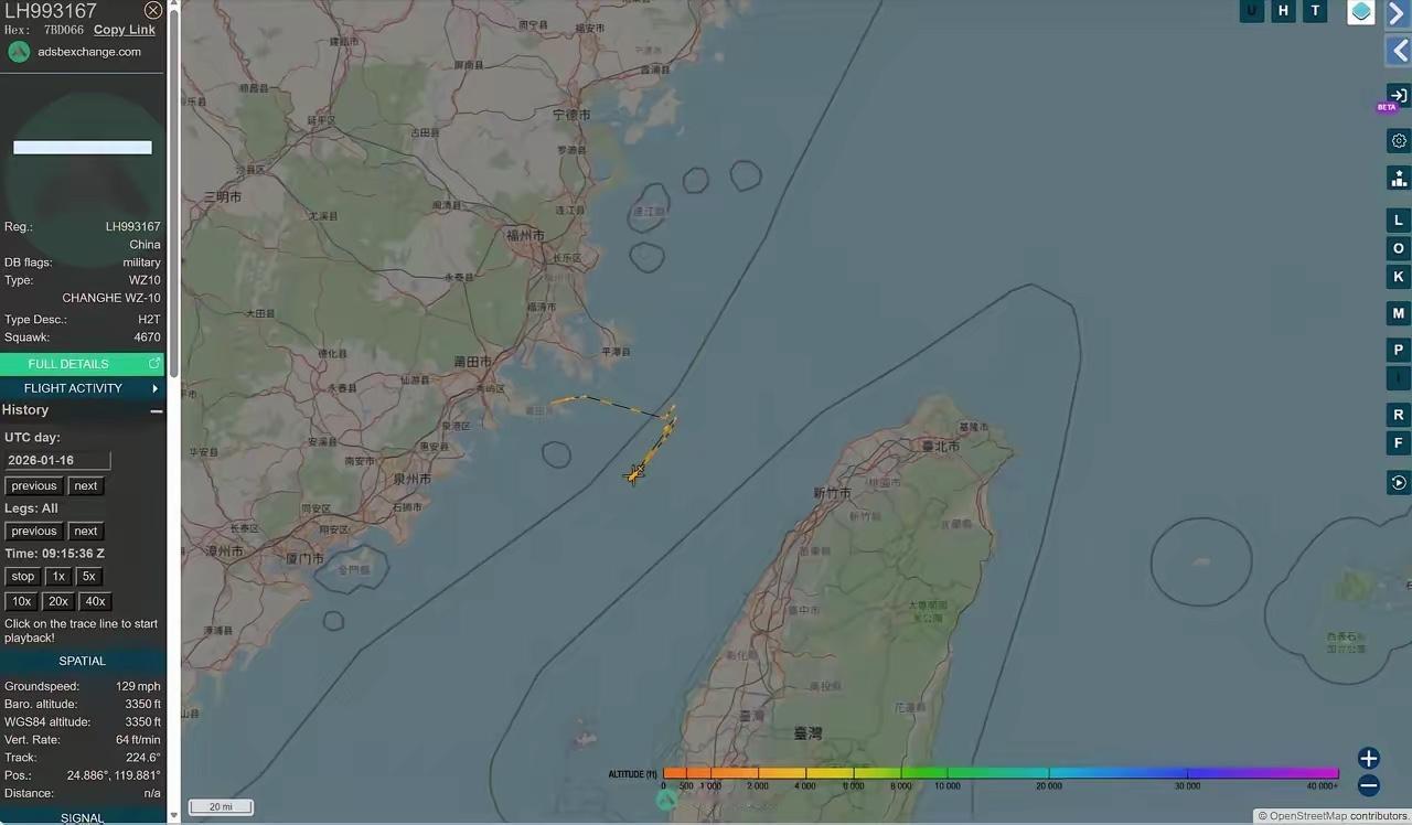 台海“内海化”的实战红线，今天被两架直-10彻底焊死！面对美军“宙斯盾”舰的贴身