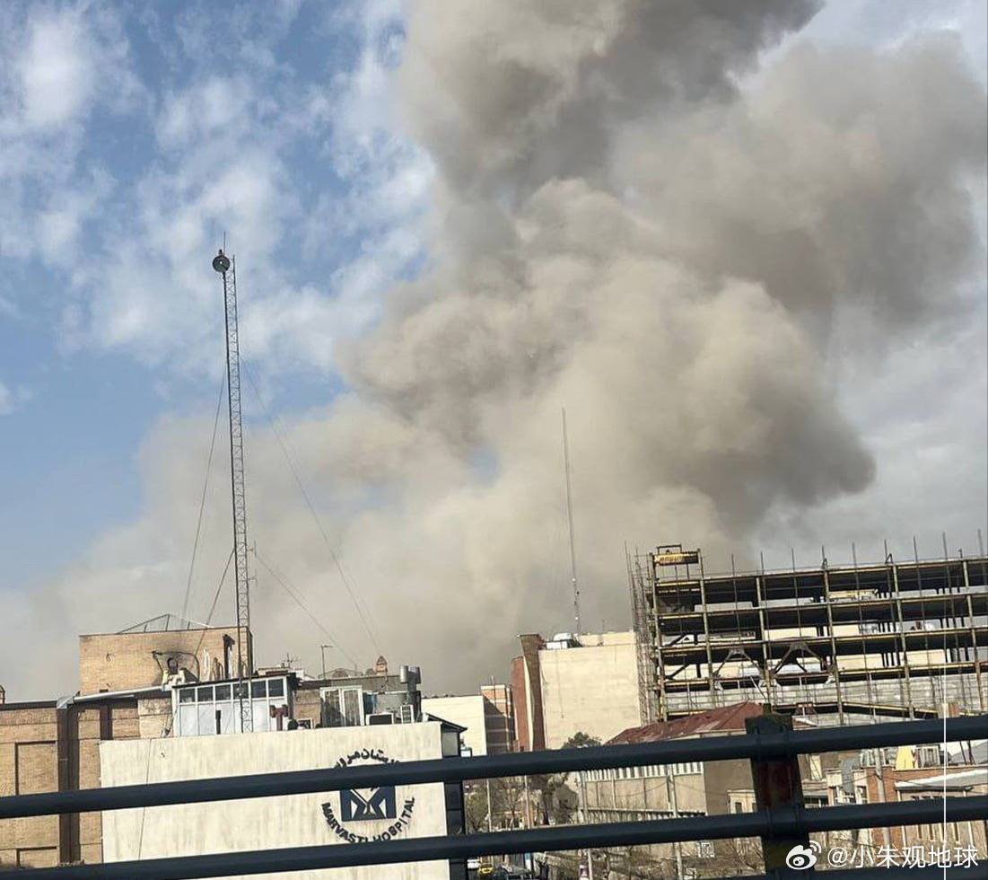 以色列称对伊朗发起预防性攻击伊以冲突 数十个伊朗政府目标遭到打击。据报道，在德黑