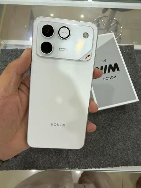 不少人还在纠结荣耀 Power2 和 WIN RT 怎么选，其实两款产品定位差别