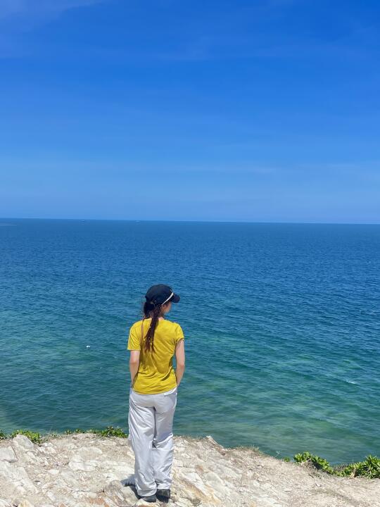 35度高温徒步海岸线真的需要勇气