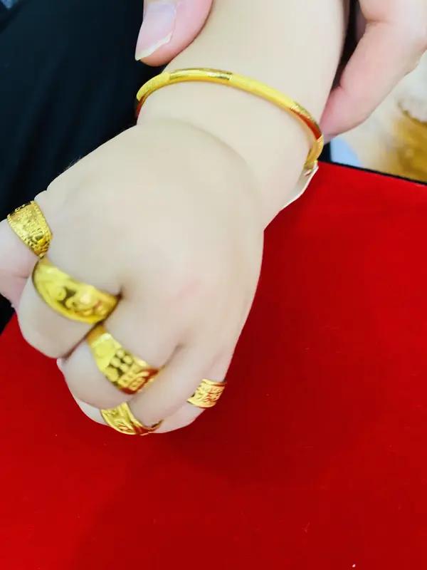 黄金的秘密,你知道哪些? 黄金的秘密着实不少。它不仅是财富的象征，还具备避险属性