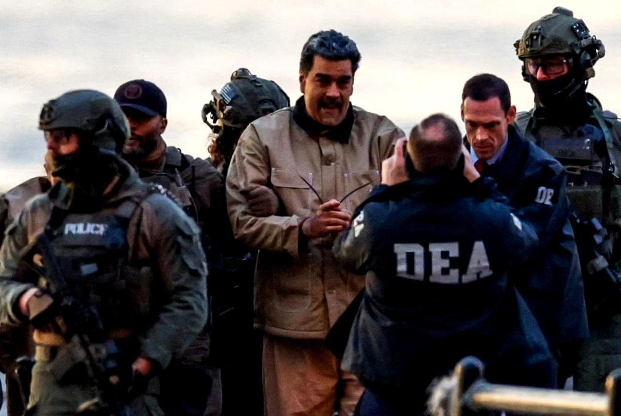 美媒纽时刊文称，华盛顿为绕开国会突袭马杜罗，曾虚构了一个现实中不存在的贩毒组织，