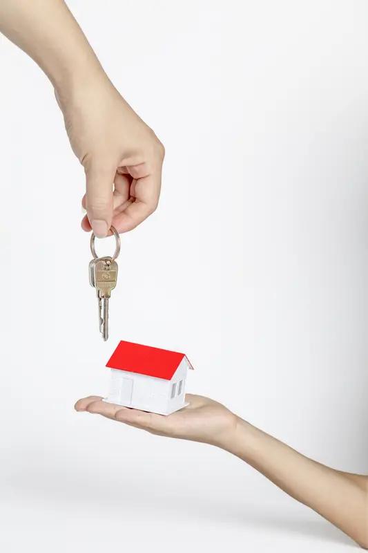 新手买二手房必看！这6个“过户”环节，少一个都可能吃大亏
 
各位准备买二手房的