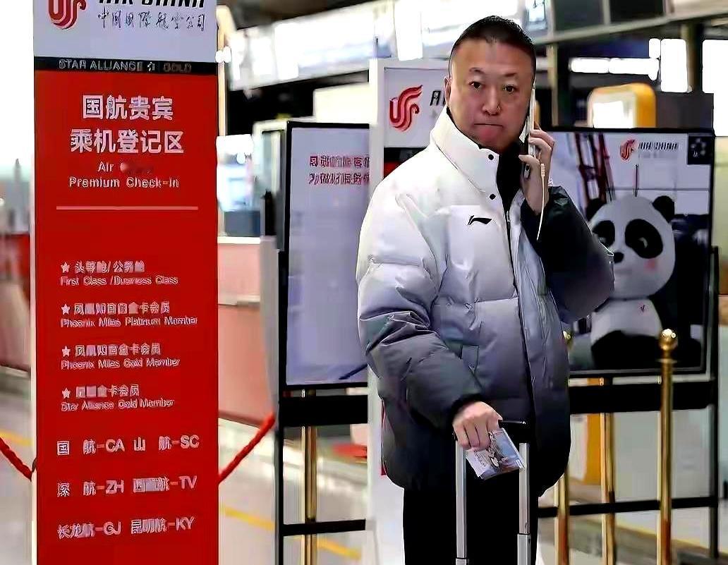 马琳出发成都，一切传言化为乌有。
 

他之前接连缺席了好几站重要比赛，虽然官方