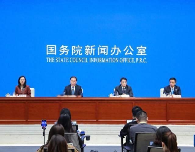 刚爆出！事关退休，人社部最新发布