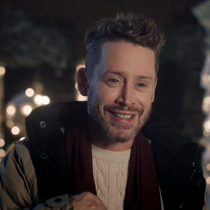 麦考利儿子不知道他是凯文 据外媒，麦考利·卡尔金说他的两个儿子至今都不知道他就是