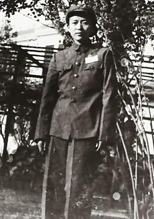 “她长得太纯洁，送她走吧！”日本人识破新四军女特工，没有严刑逼供，好吃好喝待着，
