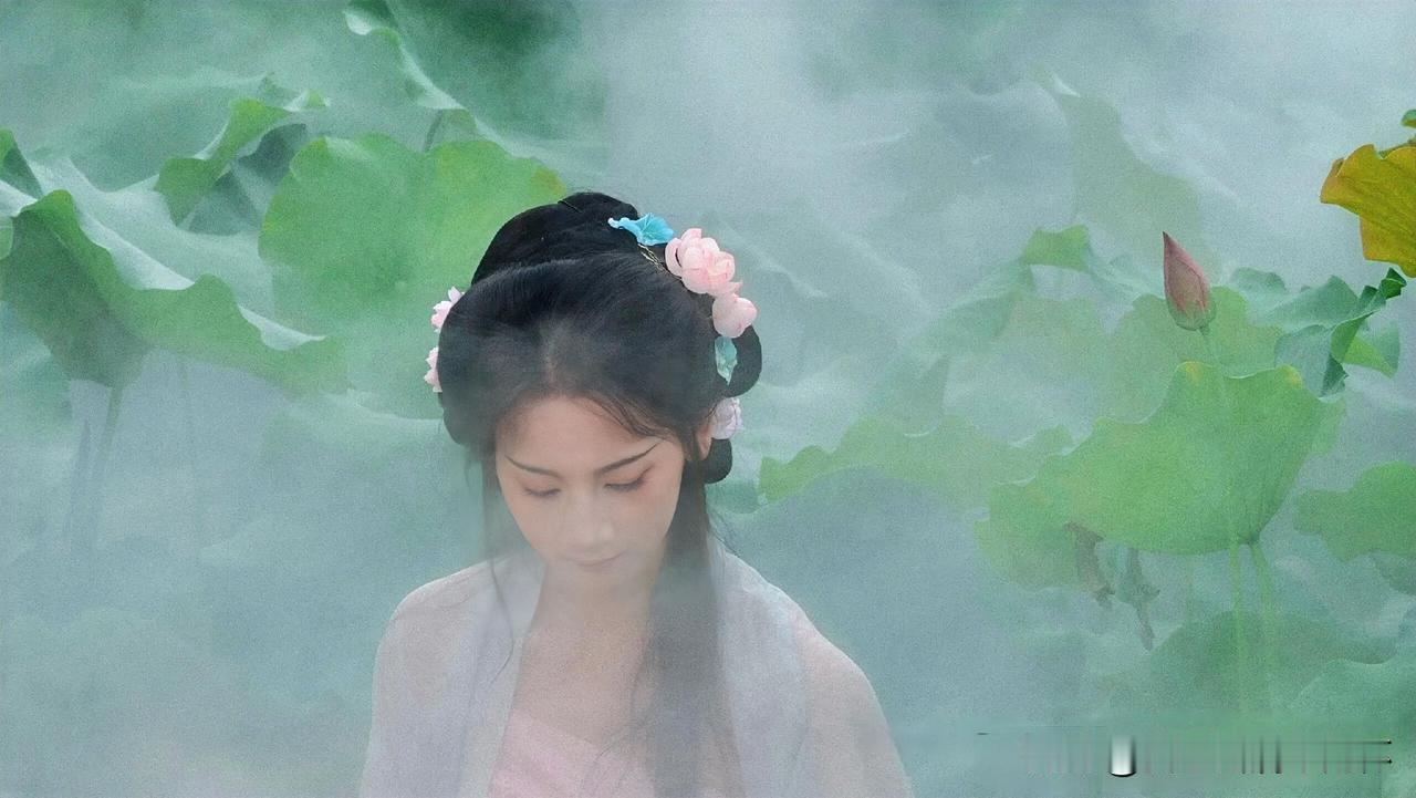上联：藕花深处生绮梦
下联：有请雅士[玫瑰][玫瑰][玫瑰]