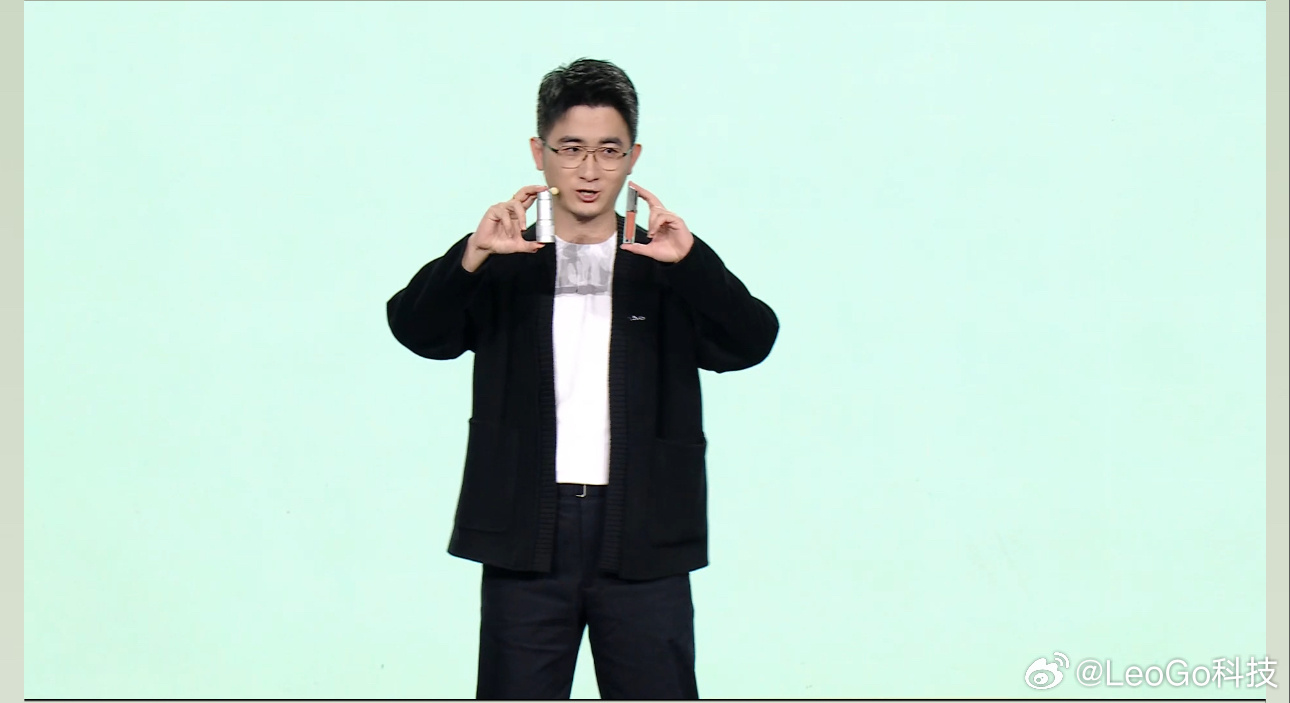 vivo X300s超能小V单刚才看了下，vivo X300s的AI创作表现真的