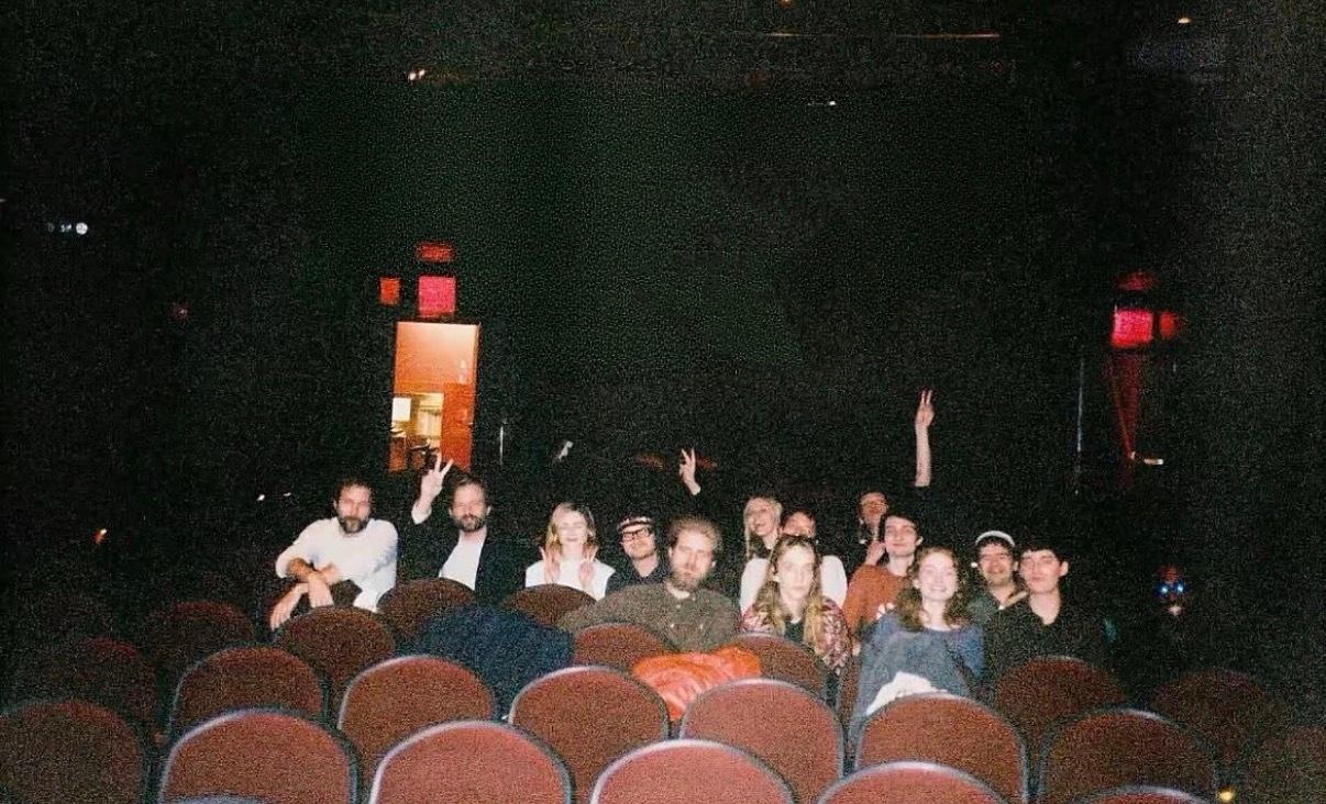 《怪奇物语》主演们大合照，最受伤的是Lucas😂怪奇物语跨年电影愿