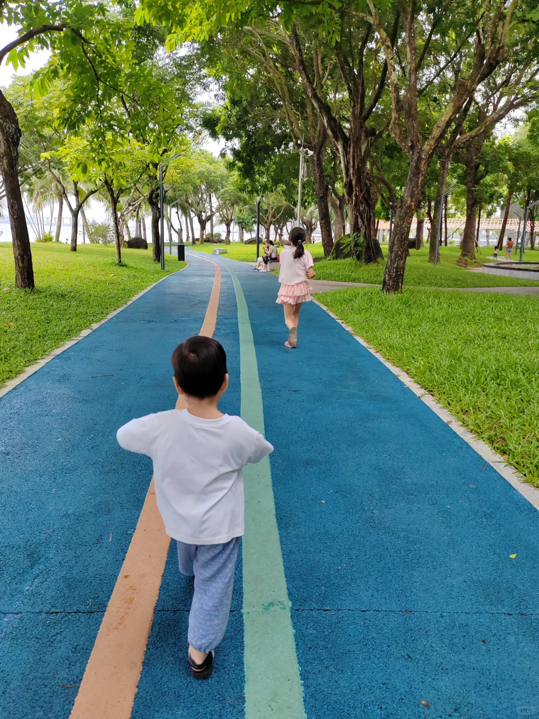 有一种妈妈育儿，看似摆烂，实则背后卷王