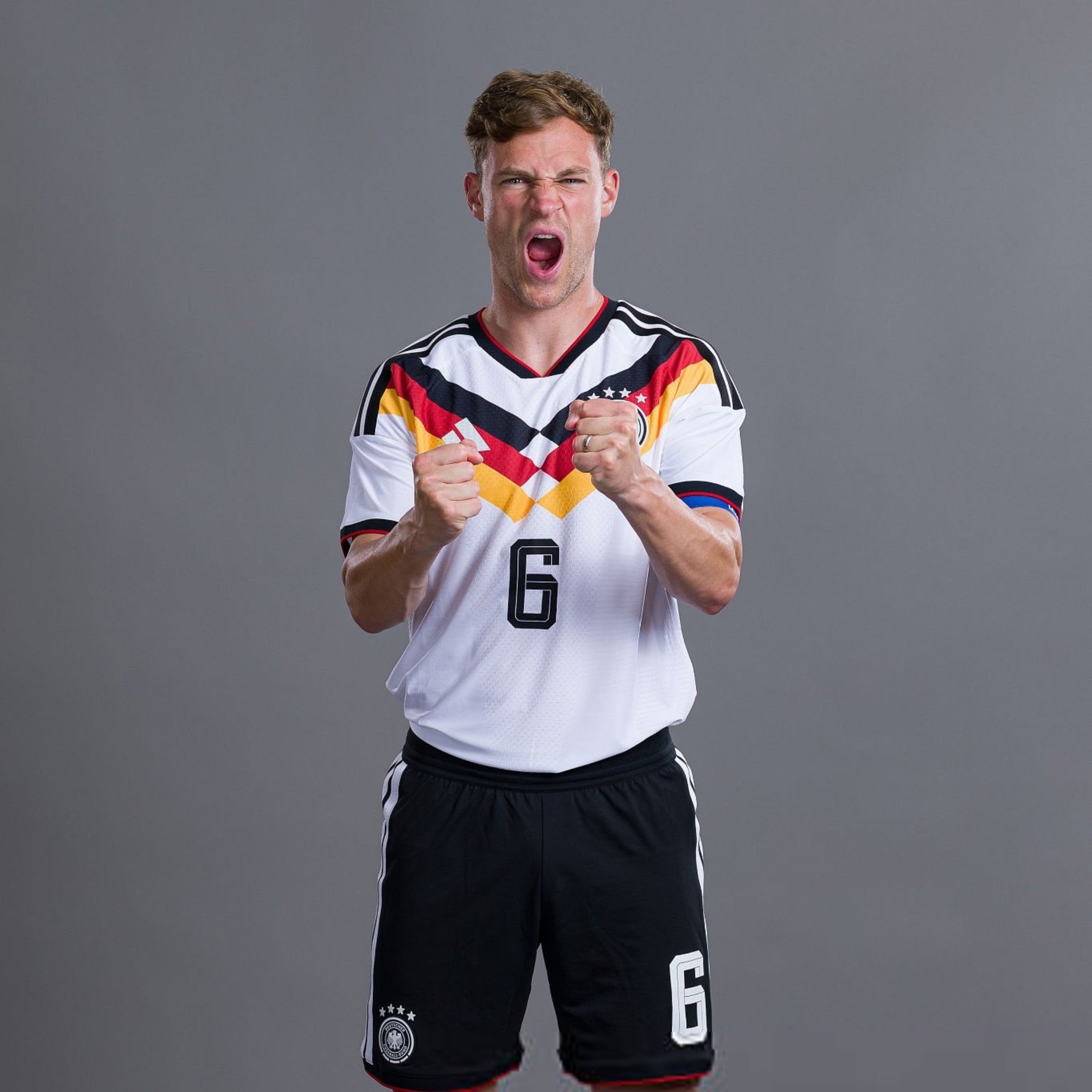 🇩🇪队长鸡哥 