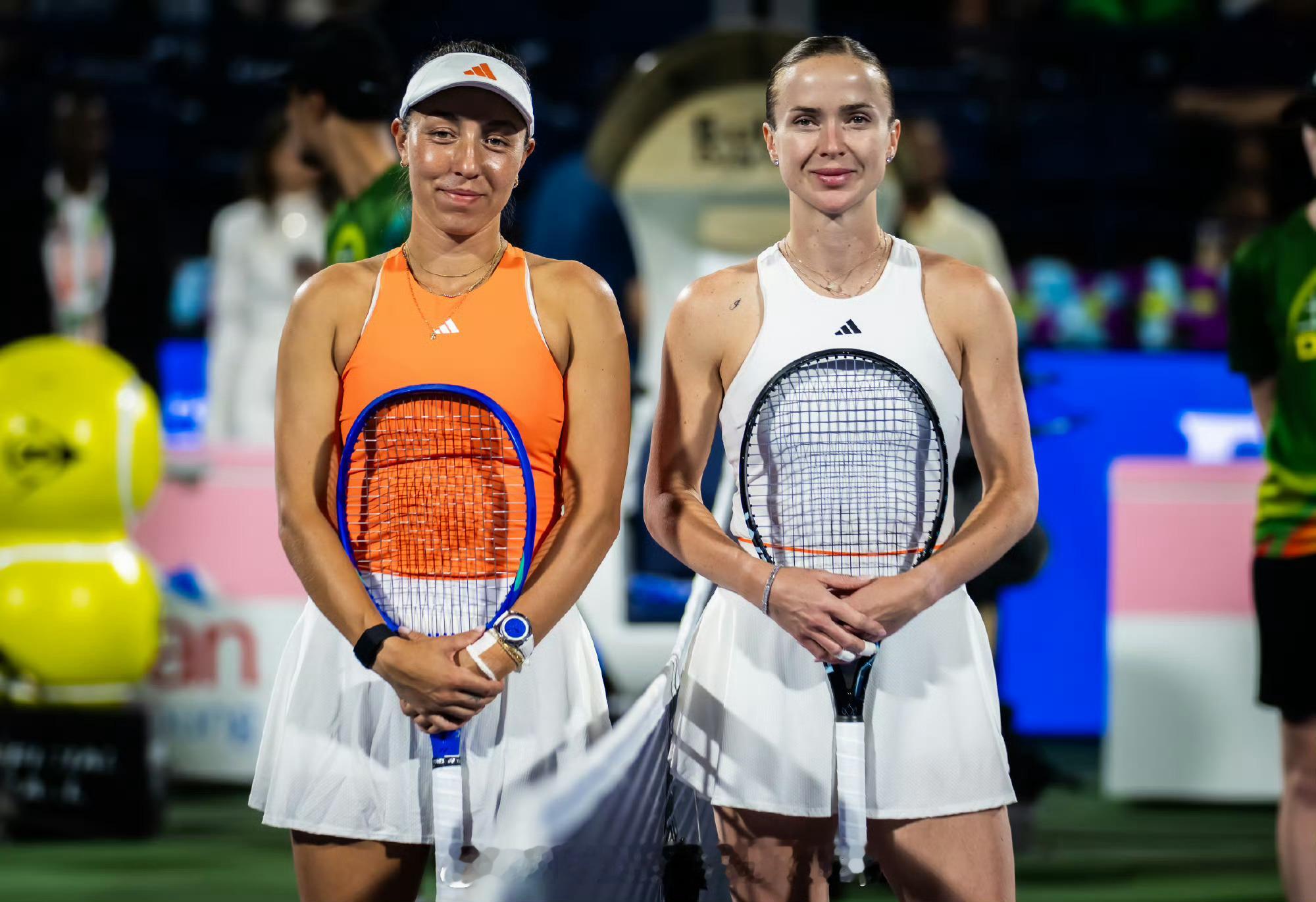 恭喜🎉佩古拉夺得迪拜冠军🏆WTA10004号种子佩古拉以6-2 6-4战胜7