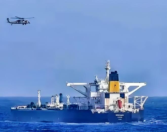 美军拦截了中国驶向伊朗的船只！最让人担心的一天还是来了！自从美国宣布封锁霍尔木兹