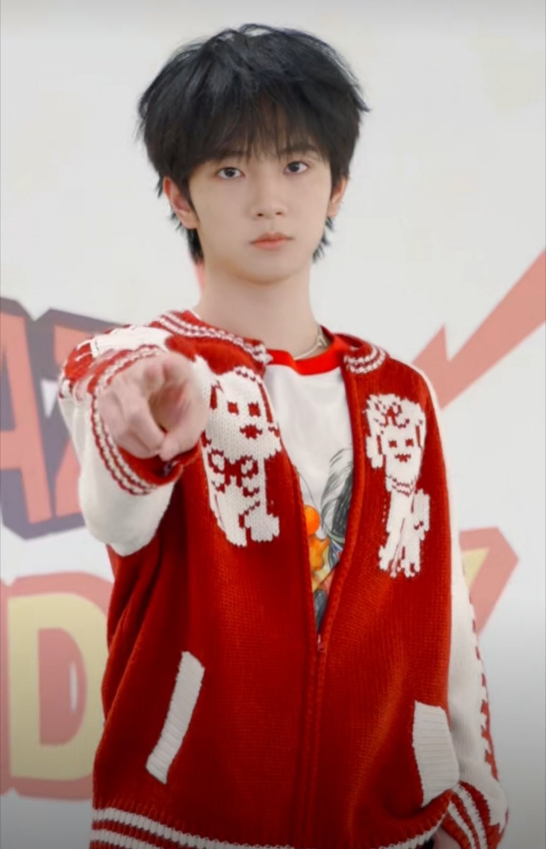 穆祉丞铠甲勇士变身穆祉丞太可爱了，期待今天的综艺 