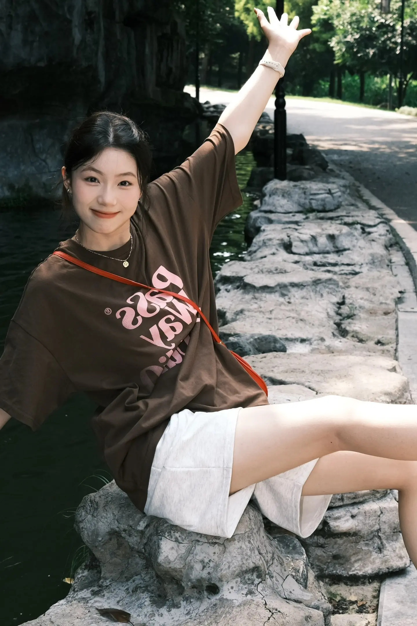 你说不离开 所以我越来越依赖。