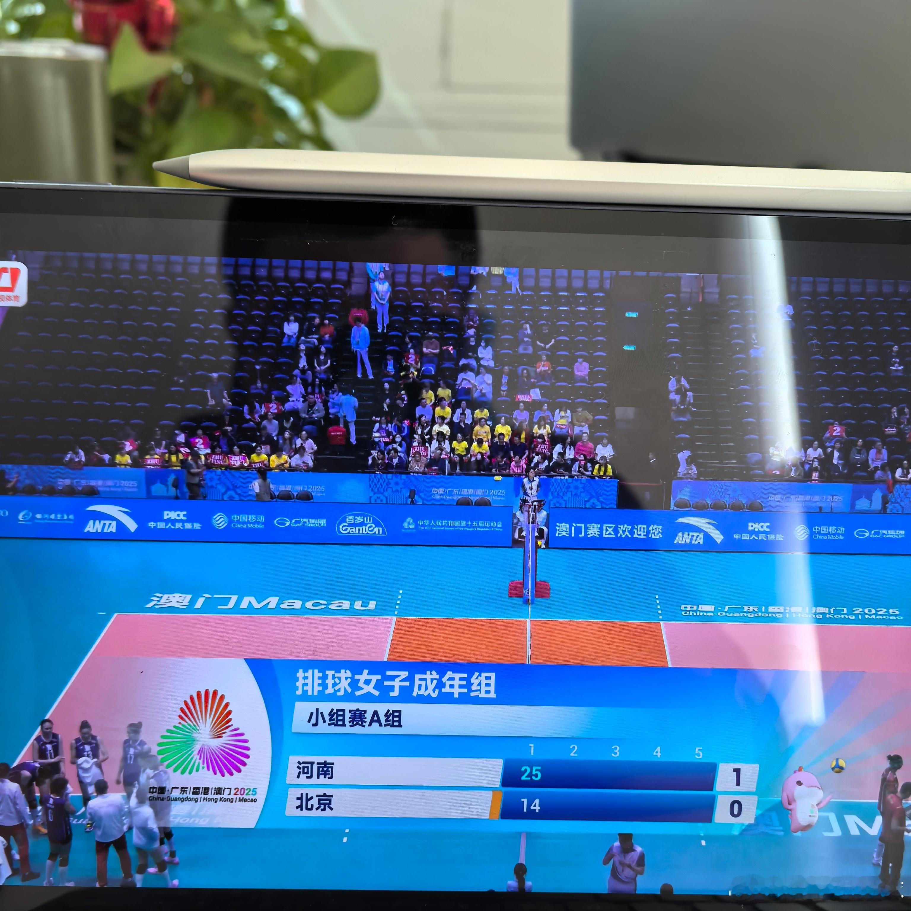 有点像强队打港澳的比分… 