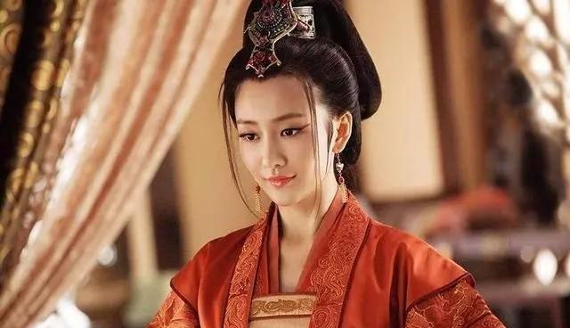 1839年，一桩绯闻炸裂京城：大文豪龚自珍，被曝和永琪的孙媳妇有染，且长达20年