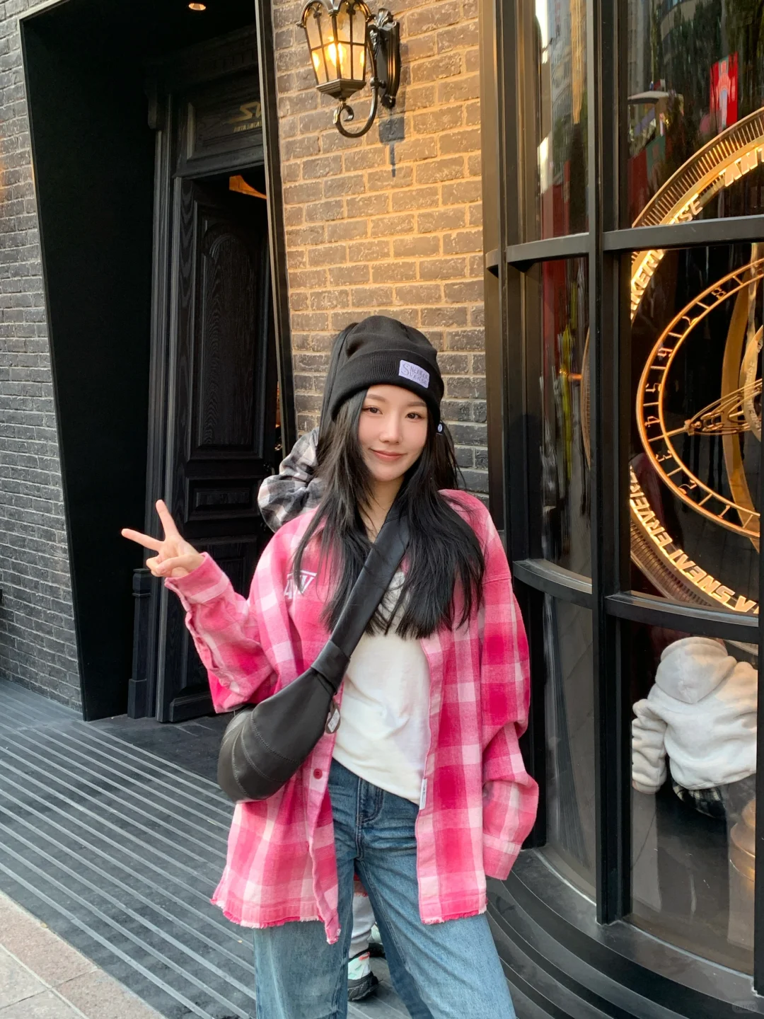 安踏“SV 幻巷”主题限定店🏰| 潮流新地标