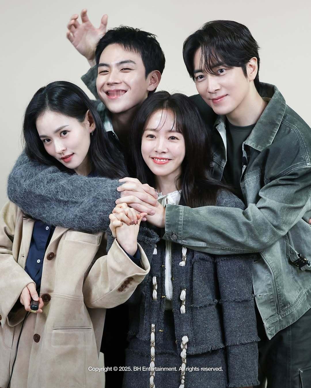 我的完美秘书[超话]  BH发力了！！！！！！！！！！！📷𝗕𝗛𝗜𝗡𝗗