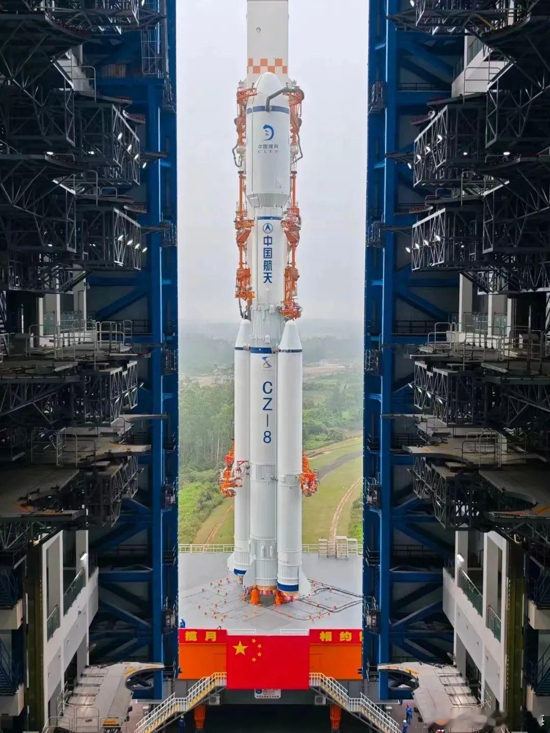 执行本次发射任务的长征八号运载火箭，于2020年12月22日完成首飞，是新一代中