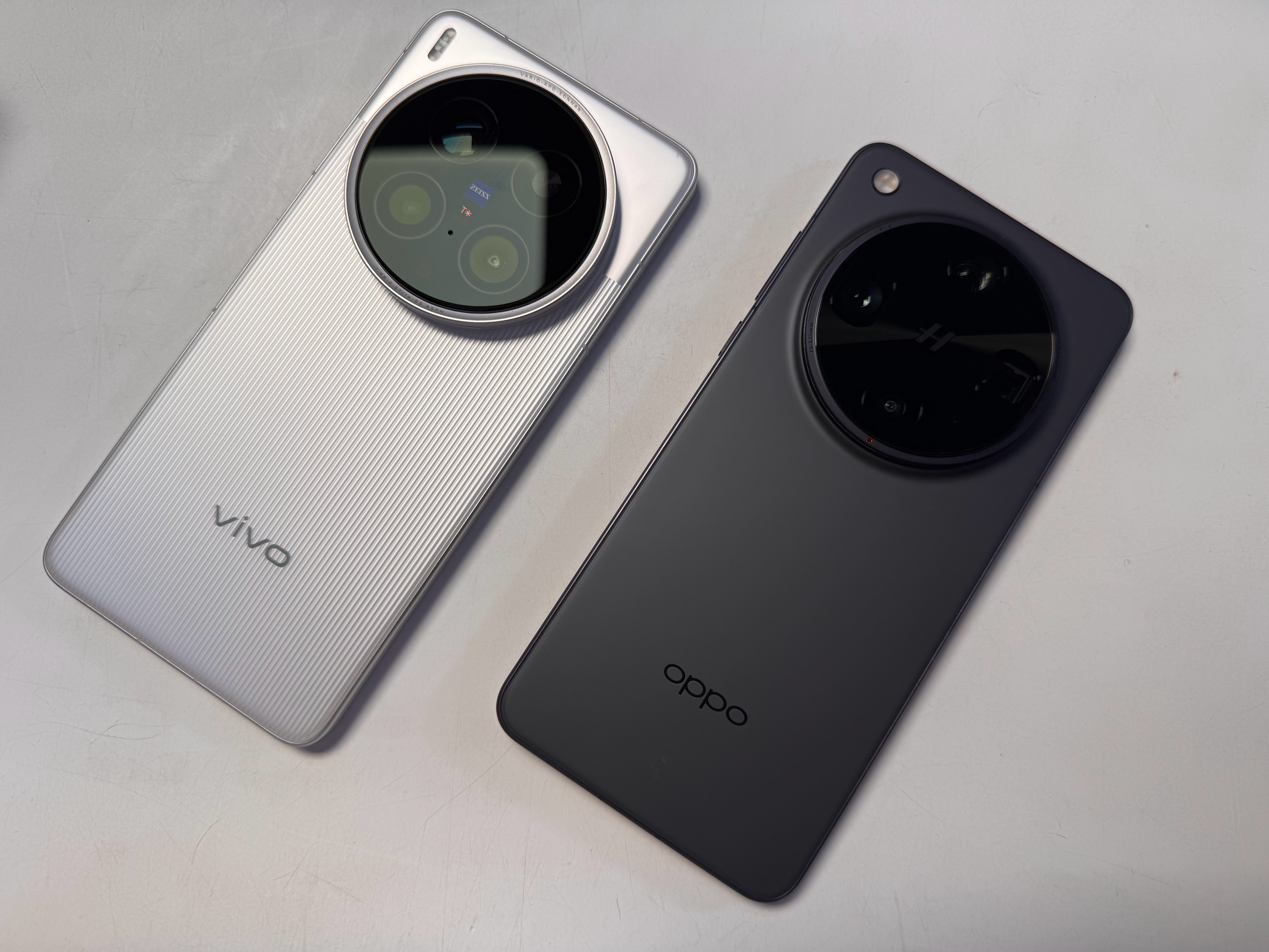 OPPO Find X8 Ultra 和vivo X200 Ultra ，让你选