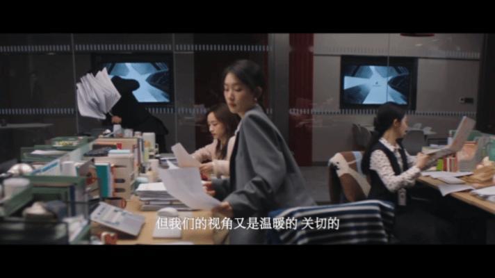 年轻人演青春才对味！胶原蛋白 + 少年气，白衬衫造型还原初入职场的青涩～ 