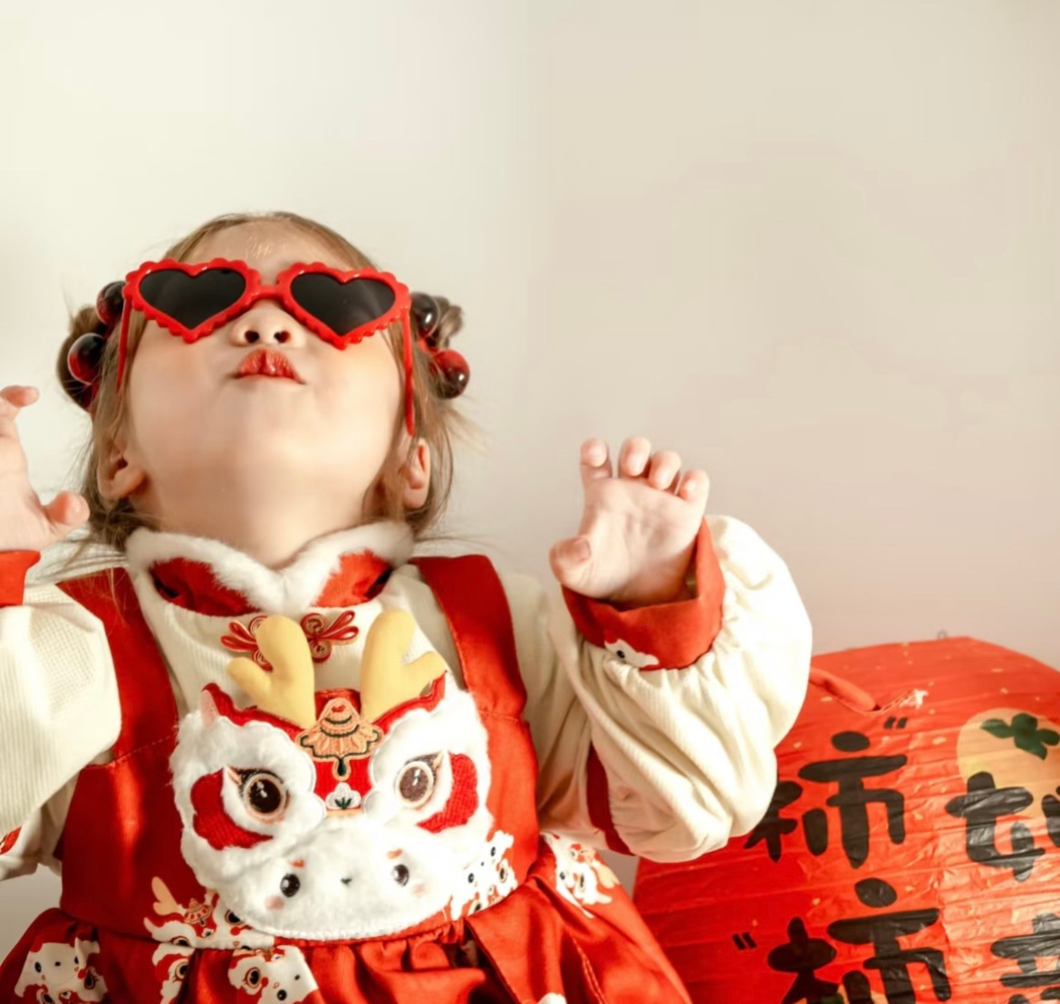 “朋ᩚ友ᩚ圈ᩚ🥰⁾⁾🧸不一样的一家五口除夕文案”🧡01.²⁰²⁶/₀₂.₁