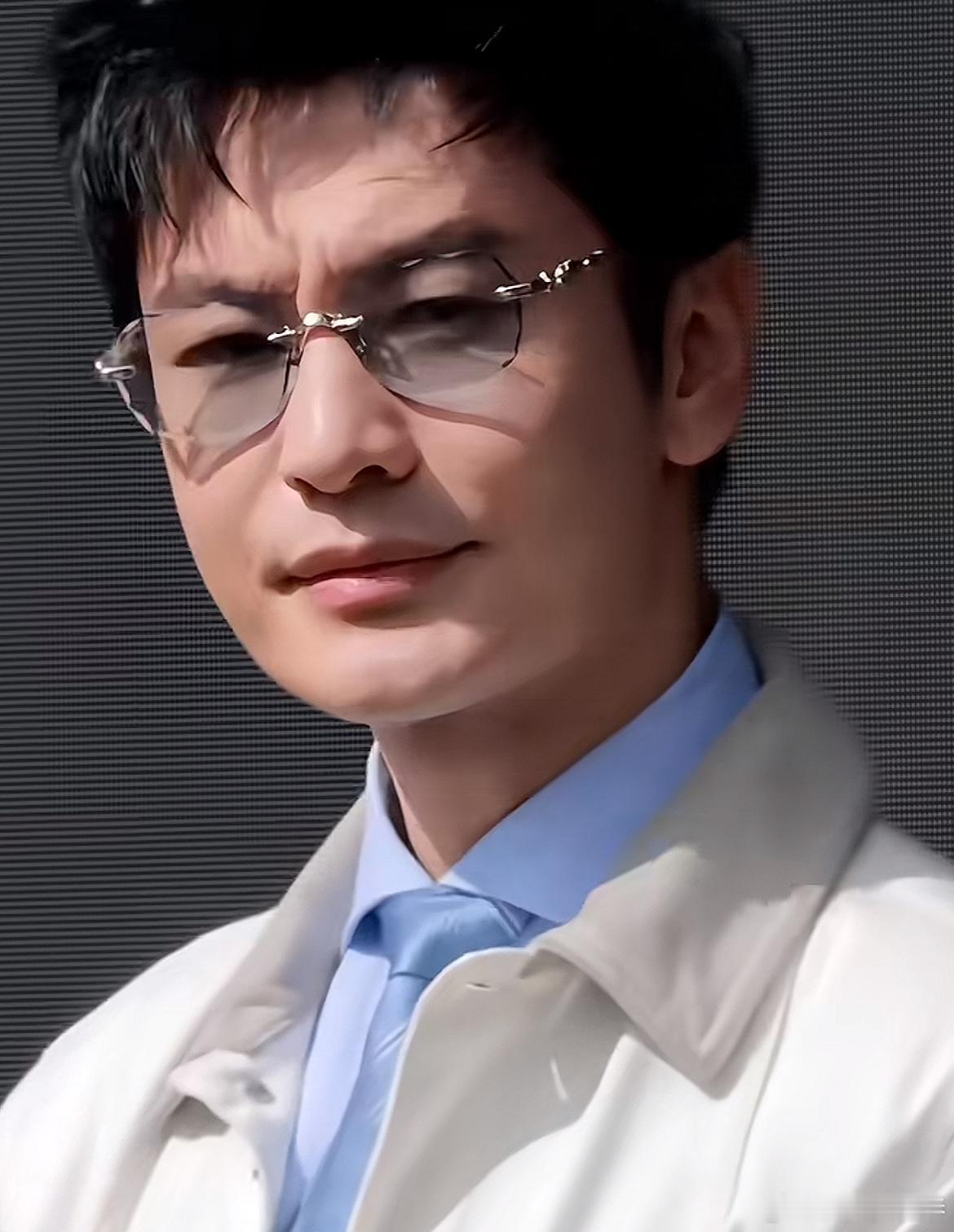 黄晓明上岸 只恭喜不提问黄晓明打字速度 建议即日开写博论月初：为高考静音月中：为