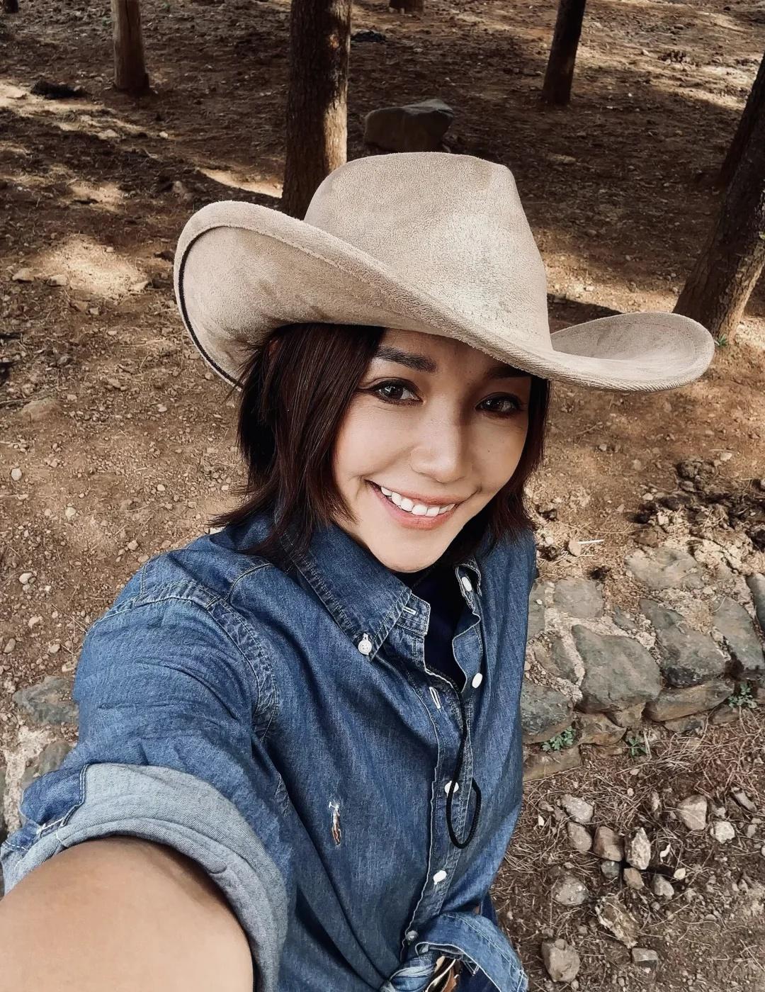🤠