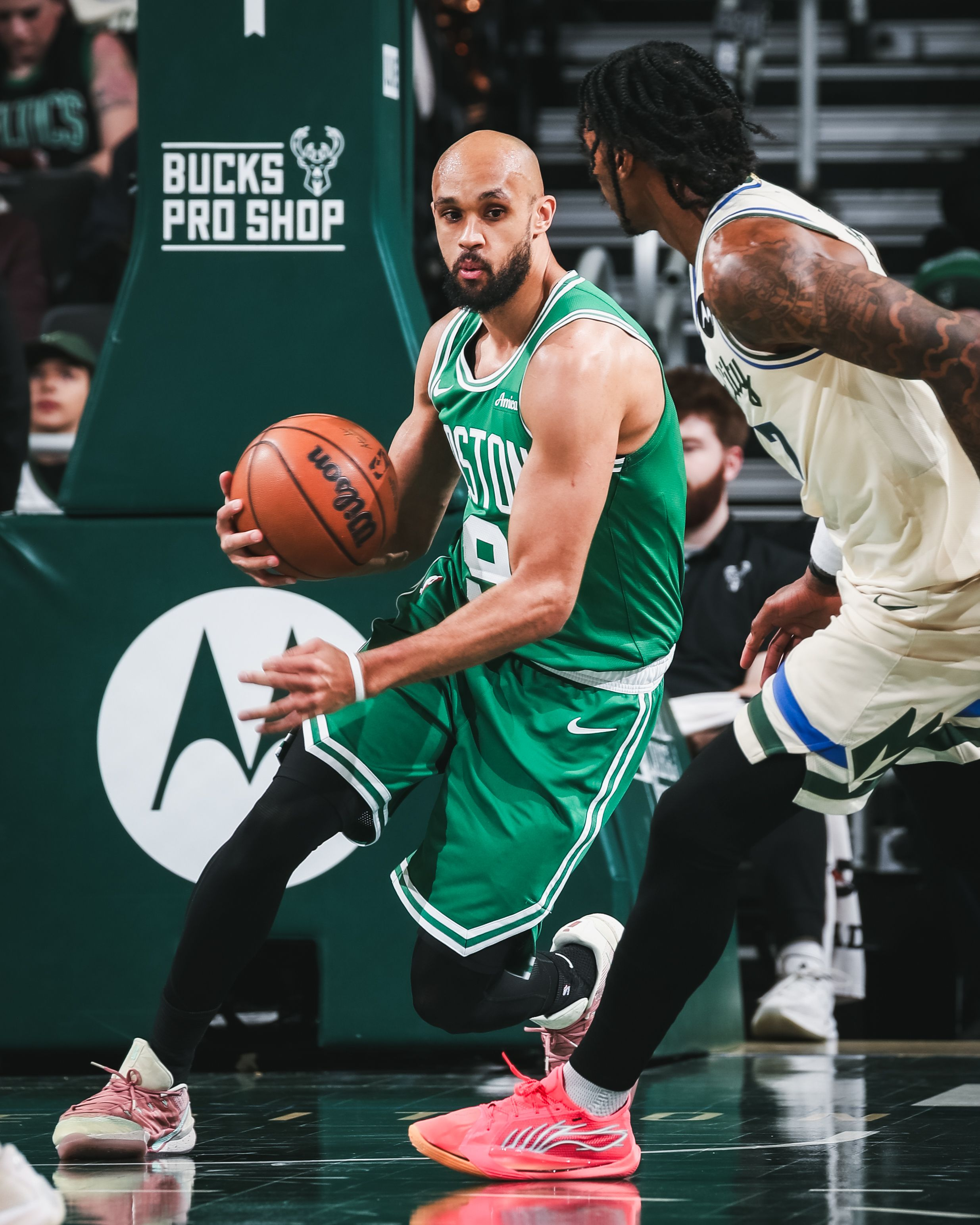 稳住局面！怀特抛投命中帮助我们稳住波士顿凯尔特人 ｜DifferentHere 