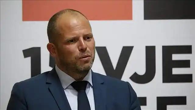 比利时放话要让莫斯科在地图上消失，然后其空军基地就在24小时内两次遭到神秘无人机