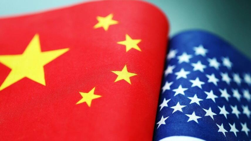 美国天天把中国当“”假想敌”来对待，来制裁，来遏制！等到中国毅然决然“出手反制”