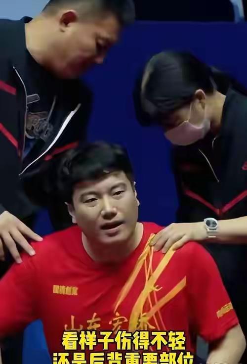 眼看在美国的大满贯今天就要开赛了，可是突然传来惊人的消息，梁靖崑腰伤不能参赛了。
