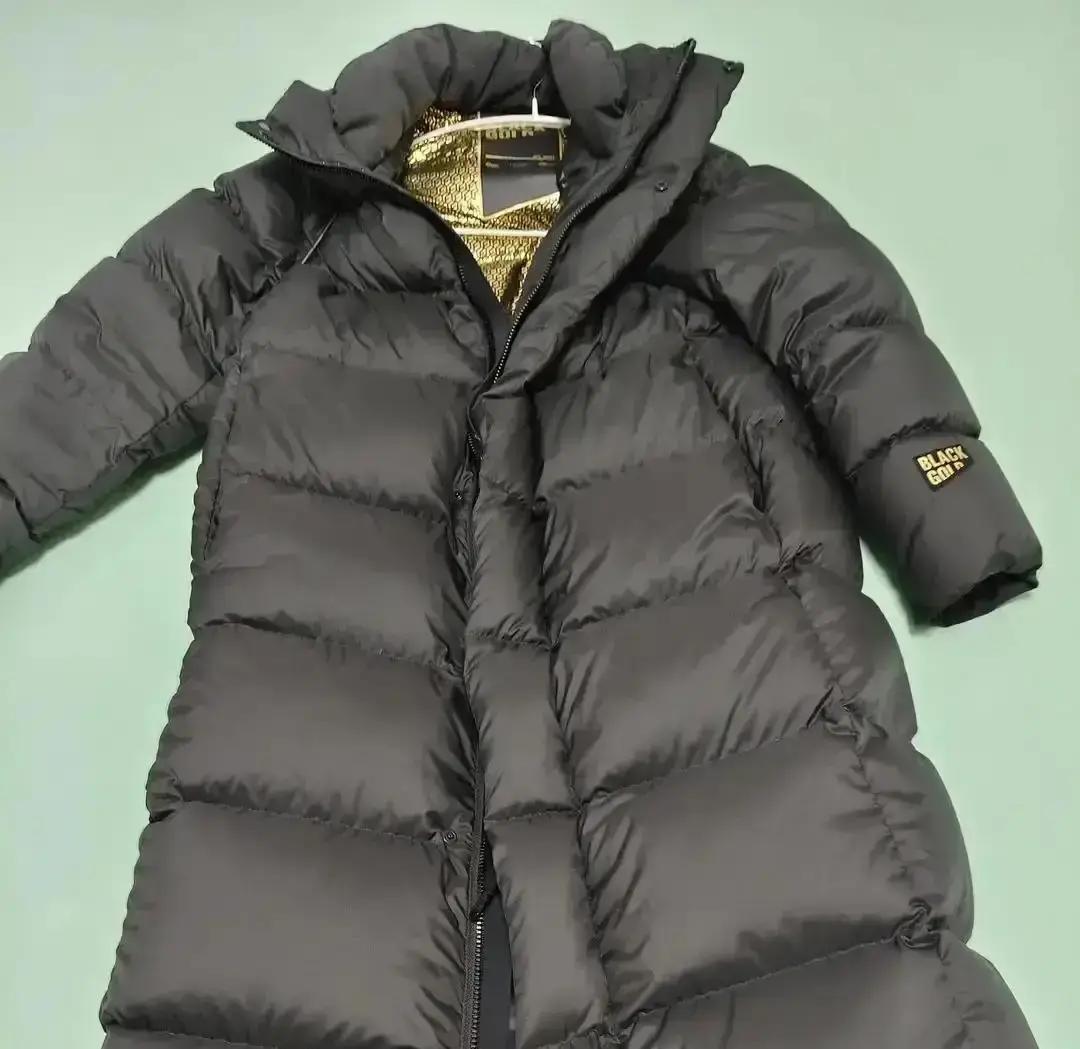 1500元羽绒服秒杀3000进口货
 
去年冬天我把加拿大鹅挂二手，换了一件波司