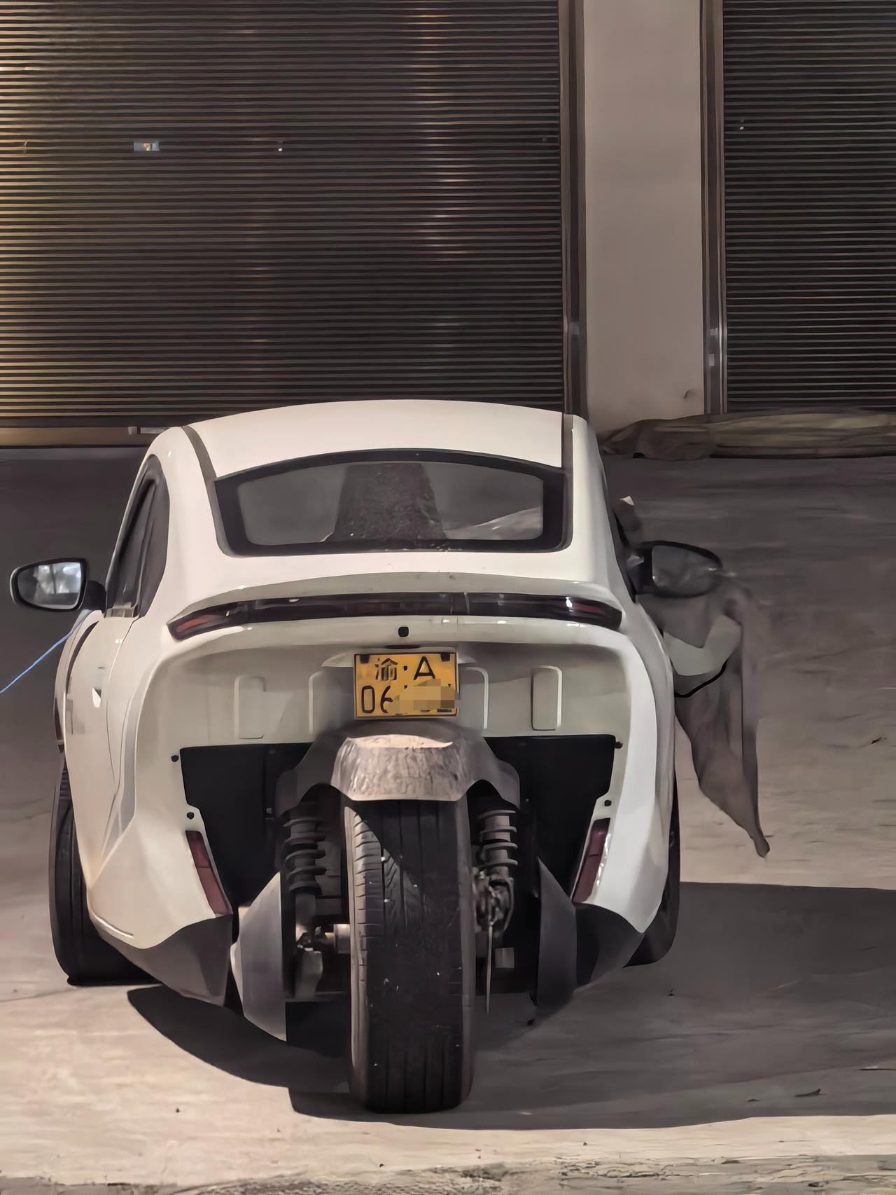 这倒三轮还有黄牌，合法老头乐？我一米八能骑吗