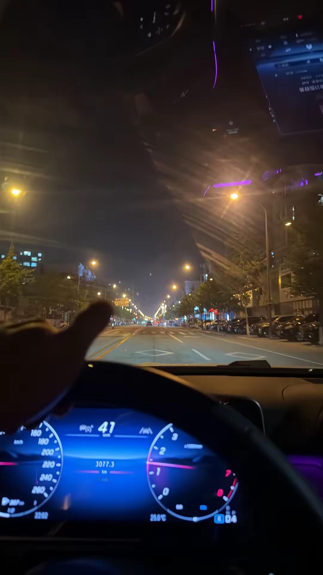 心中有江山的人岂能快意潇洒