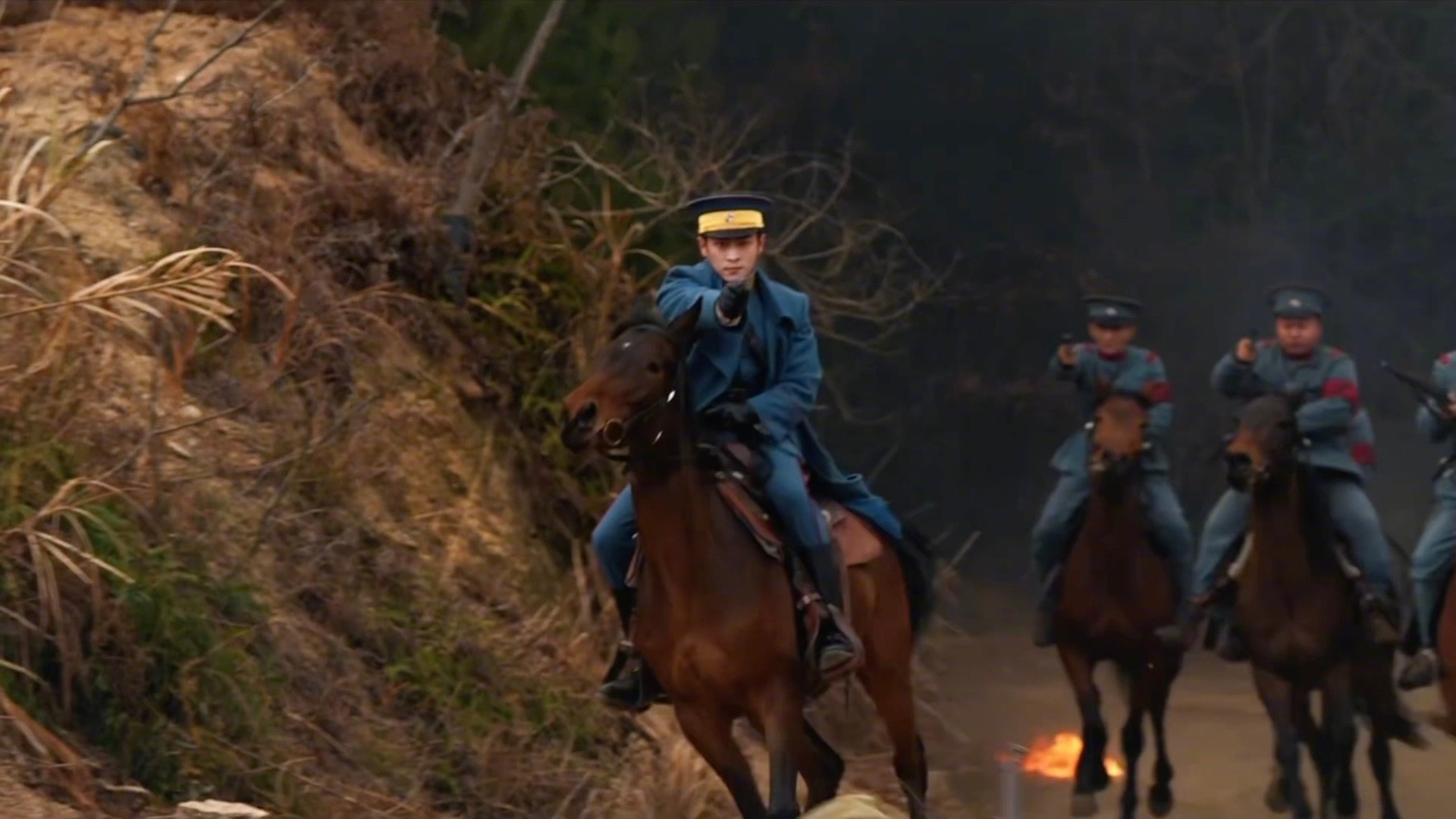 丞磊虞昶轩民国戏白月光级别谁懂丞磊演的虞昶轩，民国氛围感焊在身上。清冷又深情，克