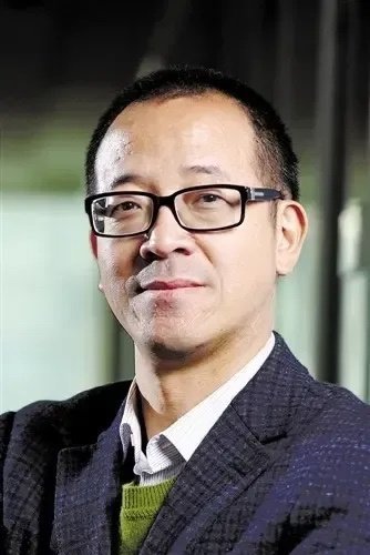 很‮欢喜‬俞敏洪的这段‬话：“一个‮如人‬果八‮玲面‬珑，能‮会说‬道，特‮会别