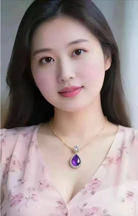 爱自己，就是善待自己。活出自我，活出自尊，活出精彩，活出快乐。你若善待自己，世界