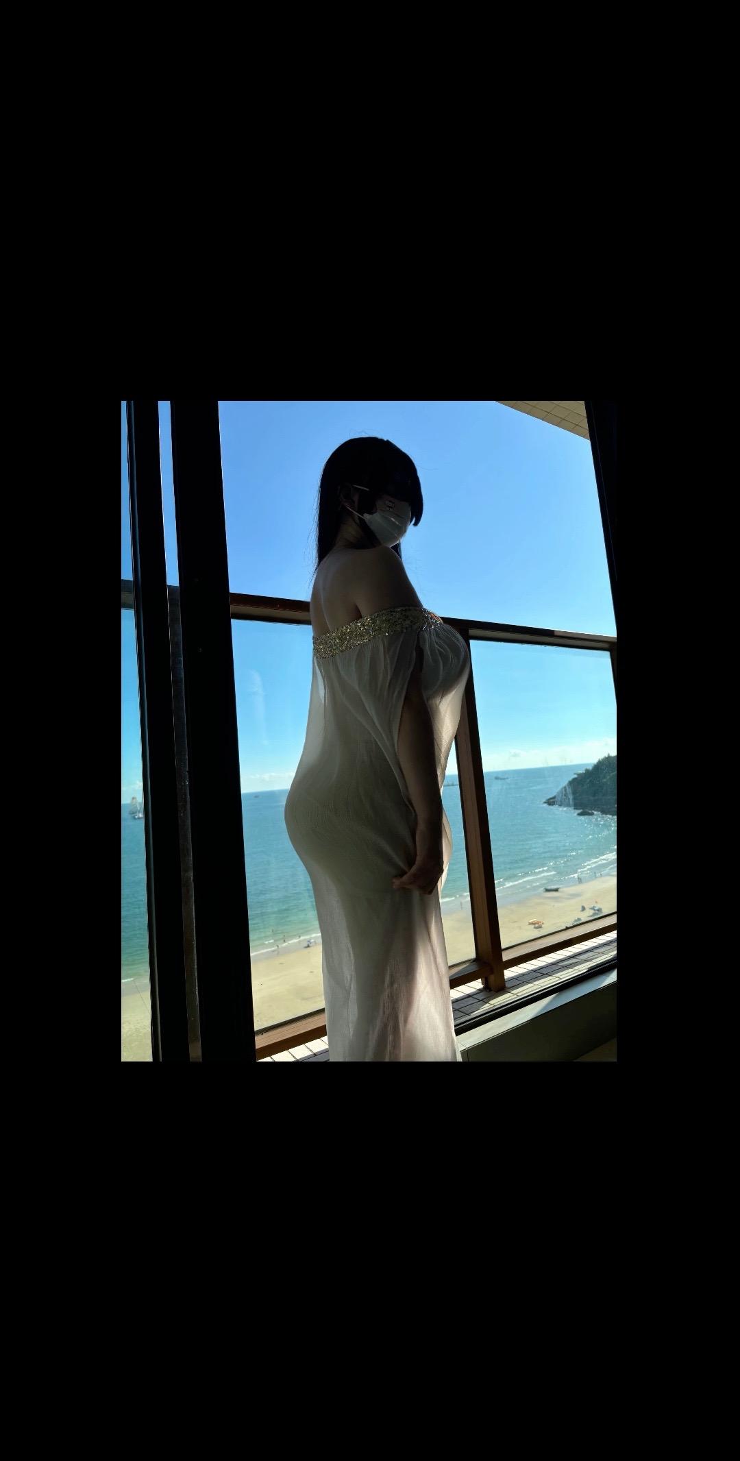 海边穿搭无不良引导