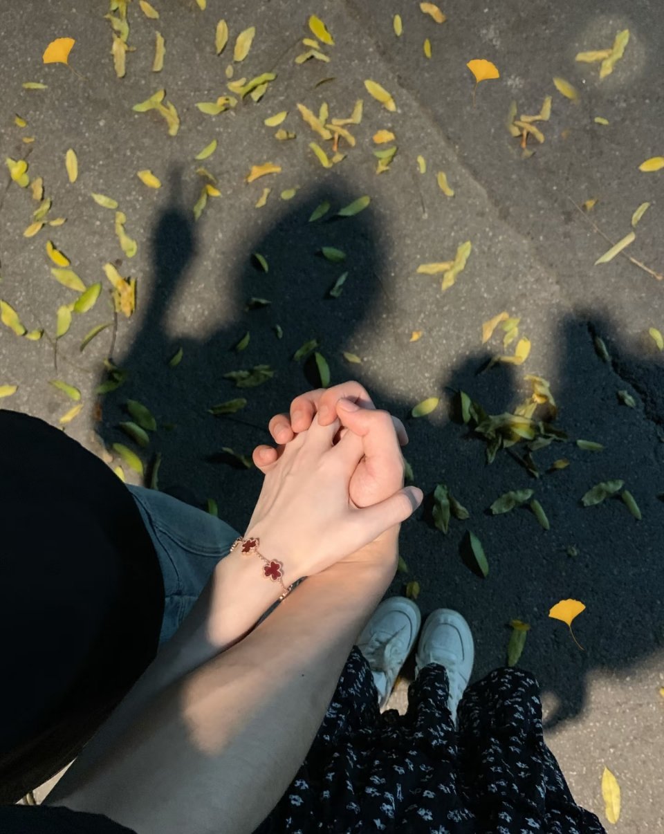 我的浪漫瞬间恋爱里的小美好就该晒出来！戳中人心的告白语录恋爱中的告白，宛如夜空中