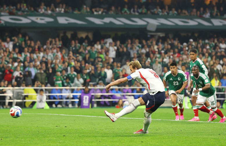 英格兰在本场世界杯3-2领先墨西哥，英格兰和墨西哥各自送点。数据统计显示，世界杯
