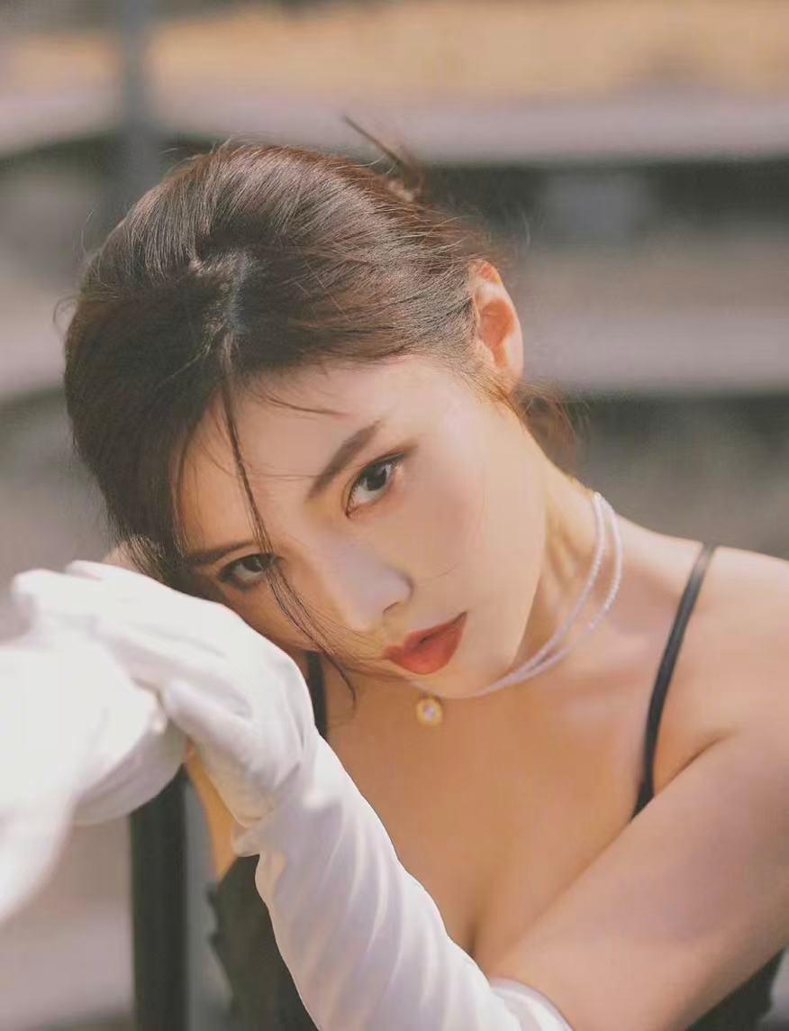 徐冬冬瘦不了一点徐冬冬丰腴美女 姐说了别催瘦，这肉感才是刚刚好的状态，看着就舒服