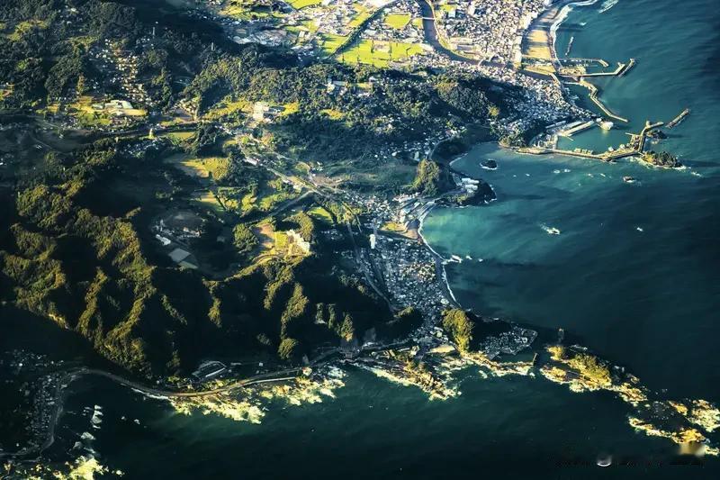 突发！4月20日16时53分许，日本东北部沿海地区发生7.4级地震，最大震感达震