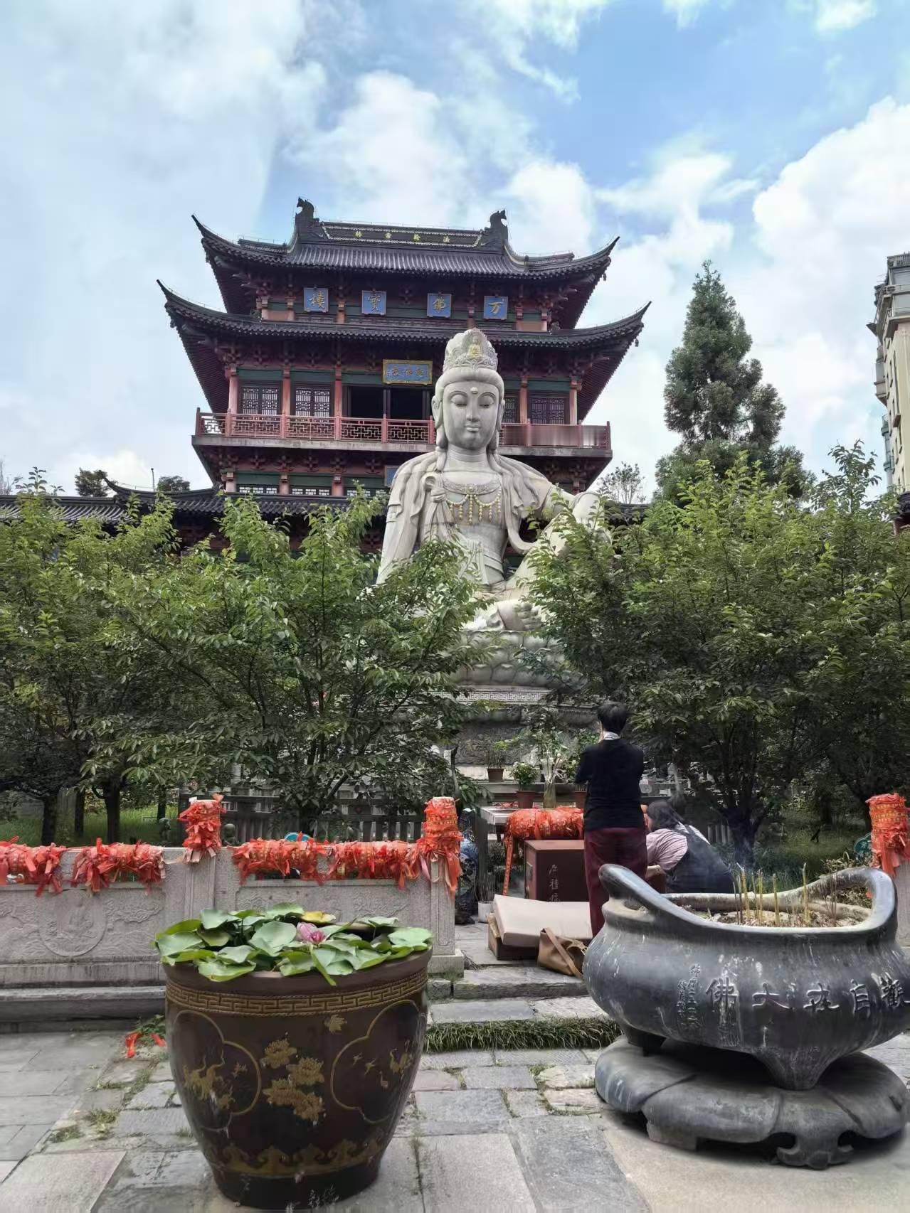 南京毗卢寺祈福：顺缘具足，福慧双增六时吉祥