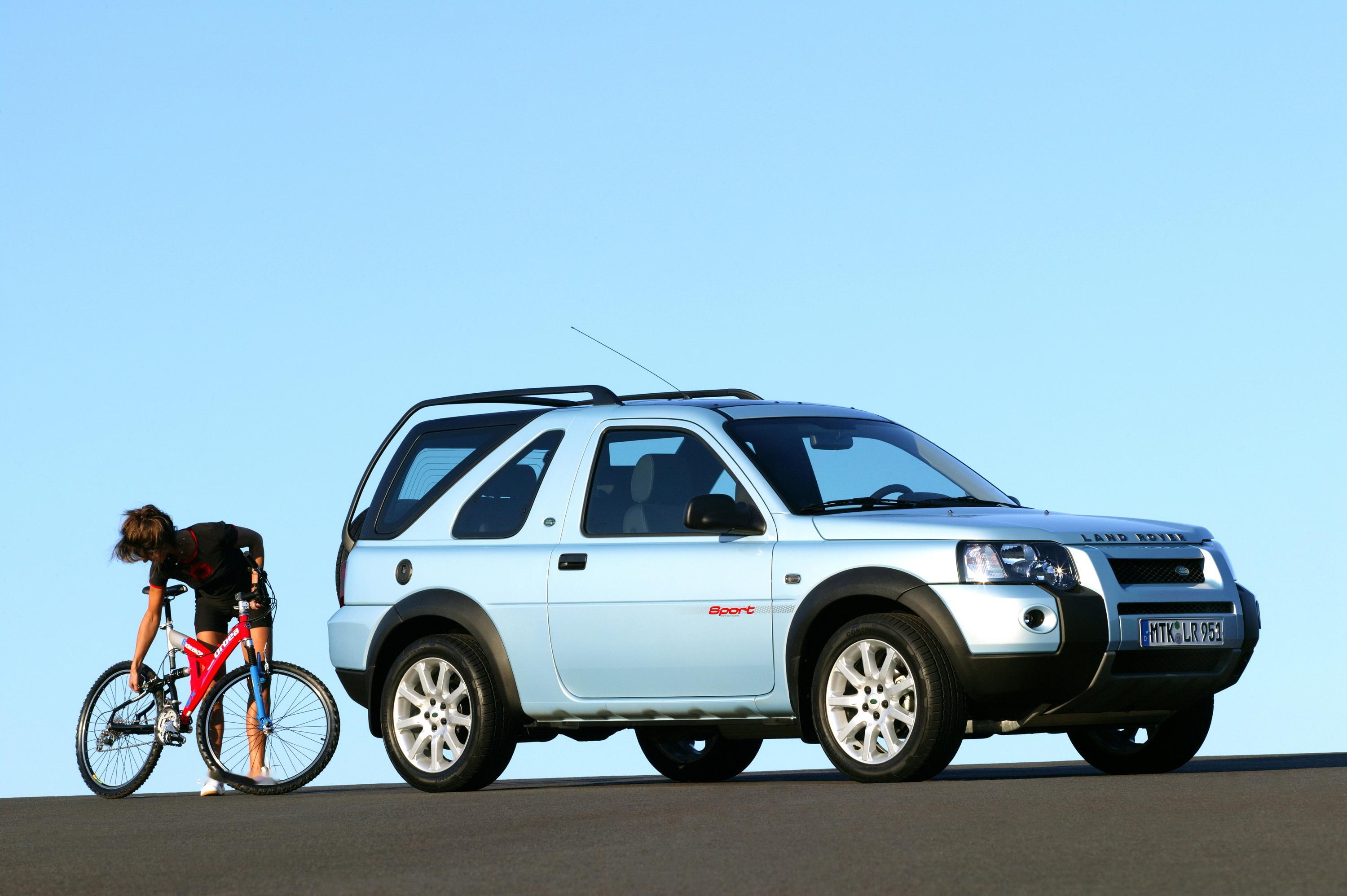 感受一下神行者8设计上的传承，是不是很成功？ （这组图发好几次了，都被夹了，这回