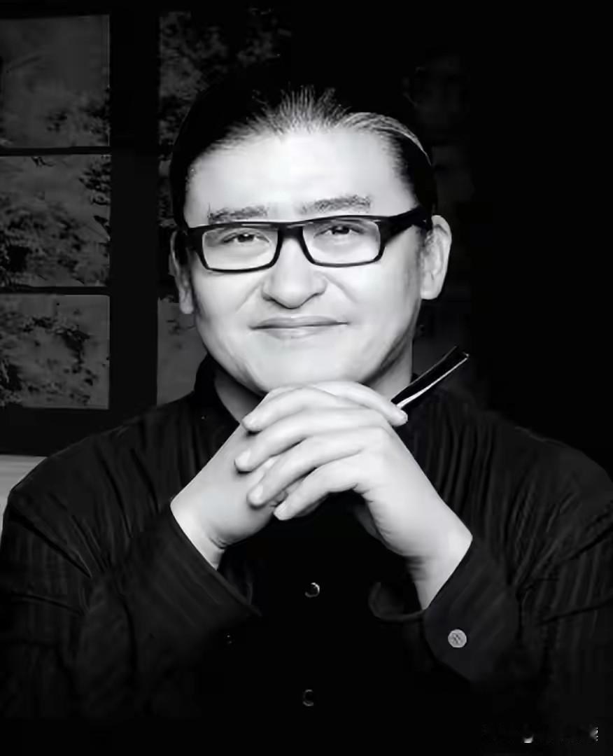 刘欢走了，但他的“死亡”已经被网络消费了整整八年
 
对外经贸大学的讣告已经确认